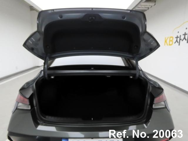  Hyundai / Avante Stock No. 20063